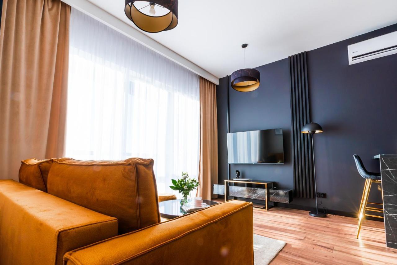 Apartament Plaza Tower 14 Pietro キェルツェ エクステリア 写真